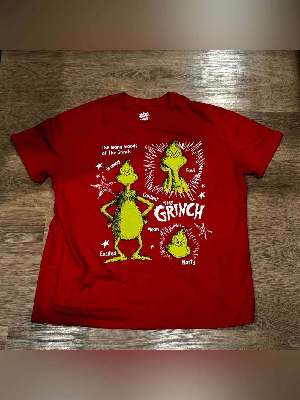 Hybrid Apparel Red Short-Sleeve Grinch Graphic Tee